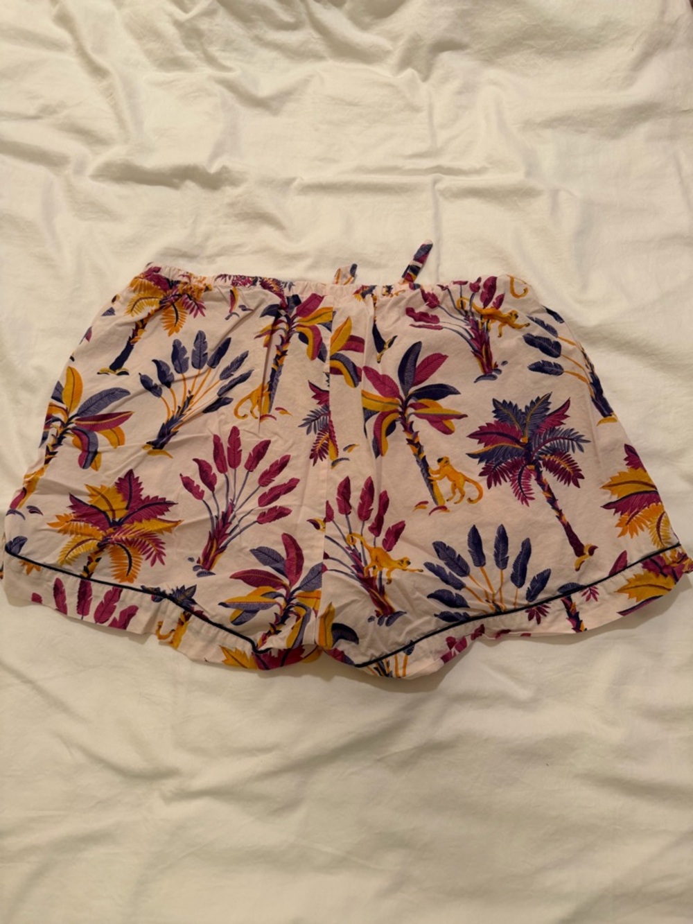 Printfresh Short Pajama Set in Tropical Print - Picture 6 of 8